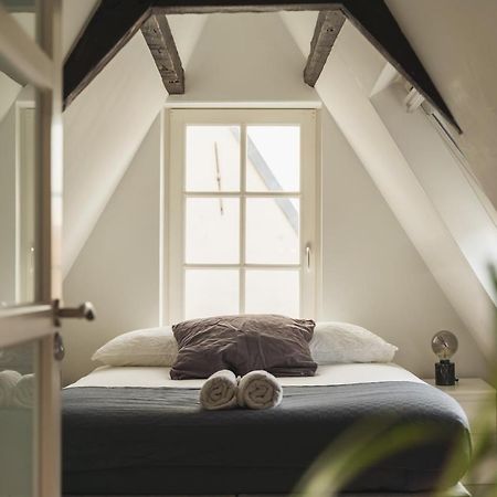 Tiny Attic On The Herengracht, Private Room Amsterdam Extérieur photo