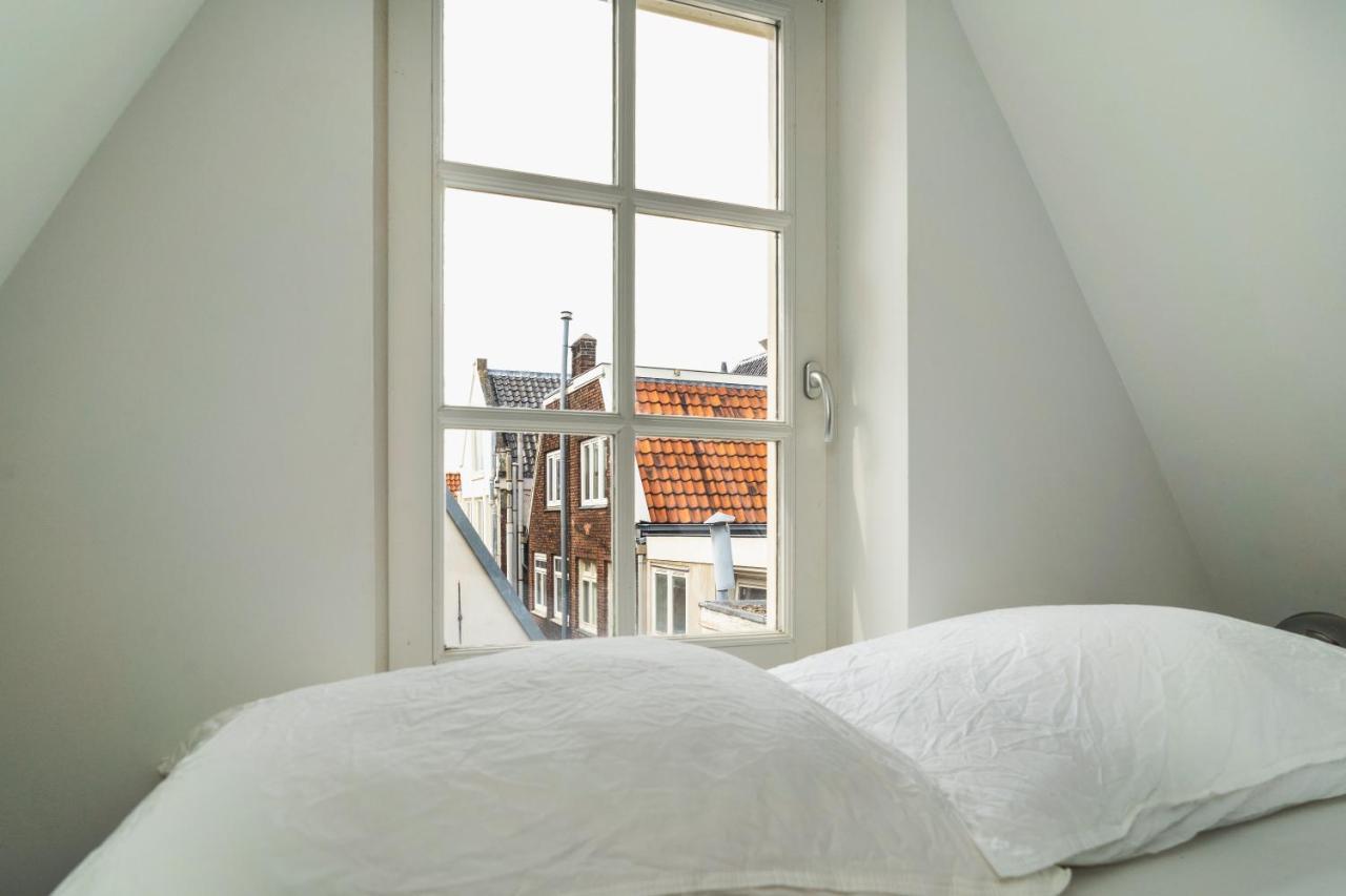 Tiny Attic On The Herengracht, Private Room Amsterdam Extérieur photo
